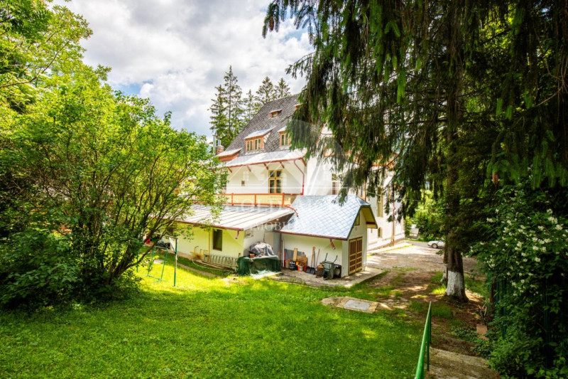 Vila -Pensiune -Oferta investitie in centrul statiunii Sinaia - Prahova