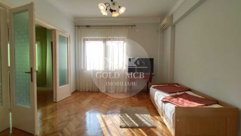 Apartament 4 camere Piata Amzei - Metrou Piata Romana