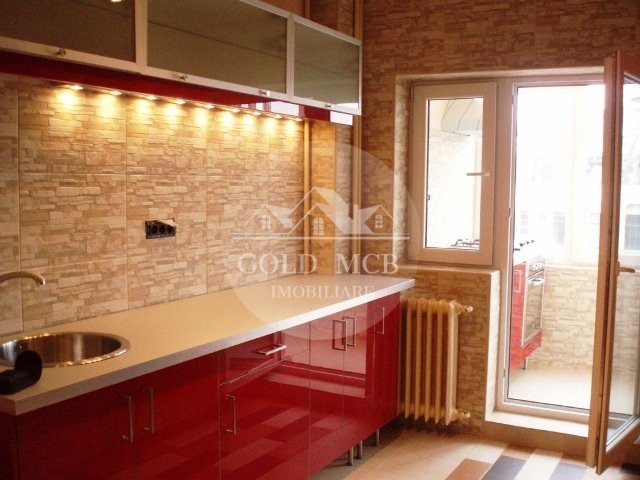 Apartament 3 camere - Unirii 