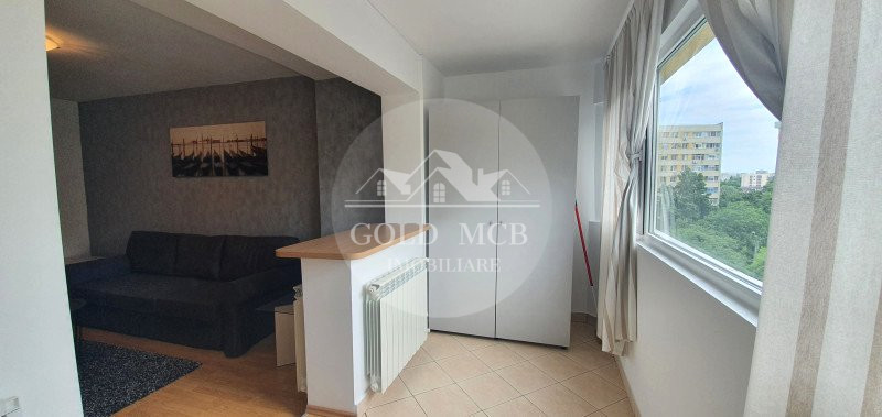 Apartament 3 camere - Teiul Doamnei 