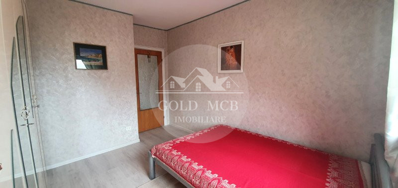 Apartament 3 camere - Teiul Doamnei 