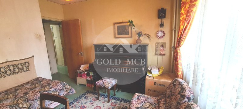 Apartament 3 camere  cu 3 balcoane Colentina - Doamna Ghica