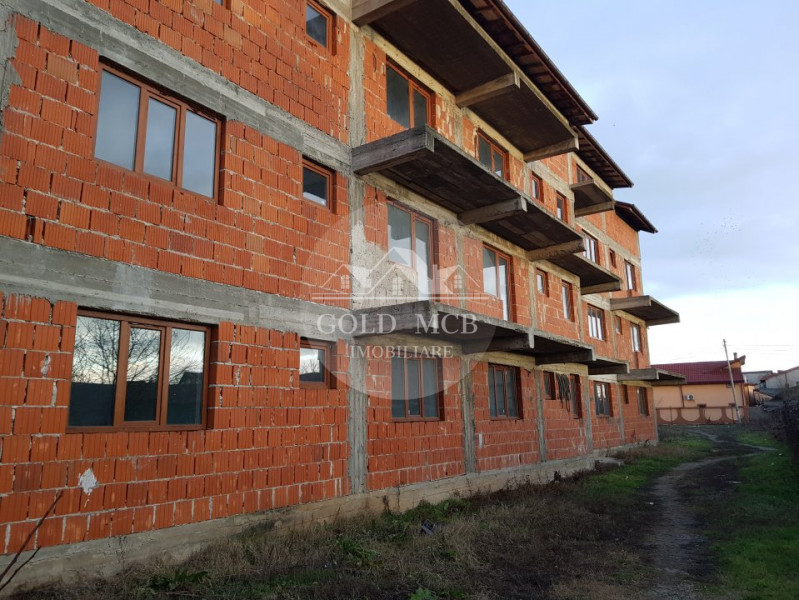 Investitie !Vanzare imobil nou 20 apartamente-Voluntari