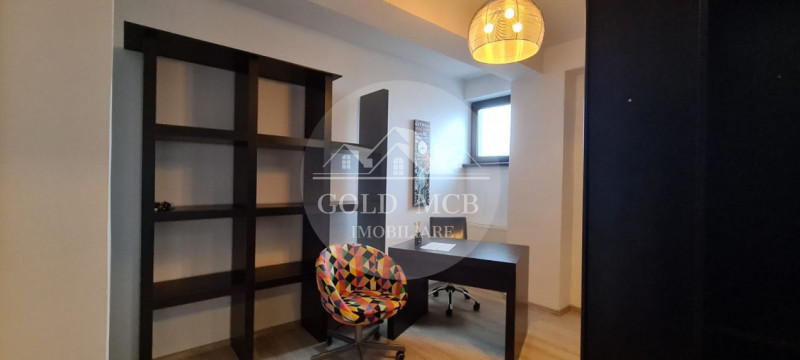 Apartament 3 camere - Damaroaia