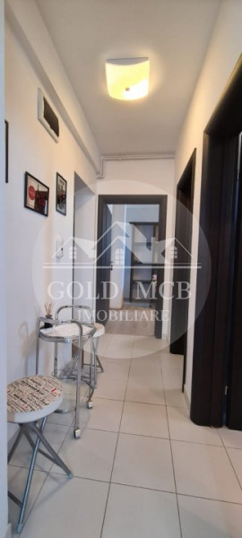 Apartament 3 camere - Damaroaia