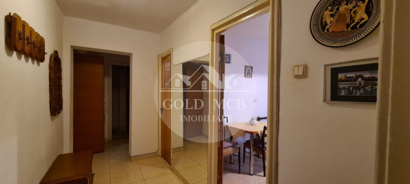 Apartament 3 camere - Piata Veteranilor