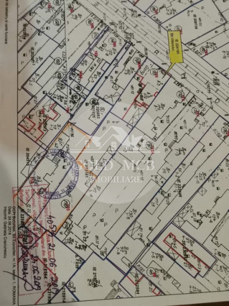 Teren 600mp cu casa locuibila sau demolabila zona Mosilor