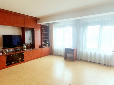 Apartament 2 camere - Andronache Bloc 2012