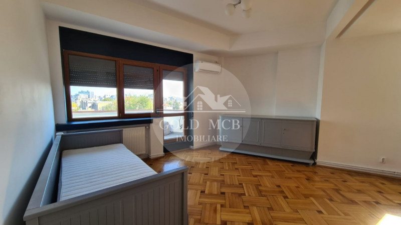 Apartament 4 camere - Foisorul de Foc 