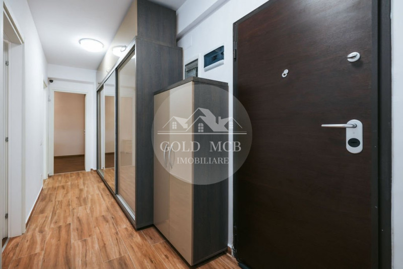 Sisesti -apartament 3 camere nou cu garaj