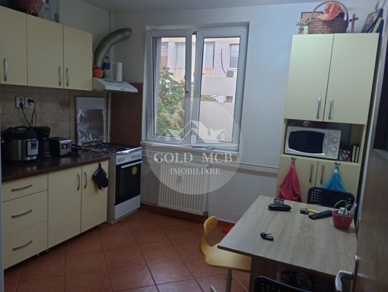 Apartament 2 camere,bloc anvelopat- zona Politehnica.SUPER OFERTA