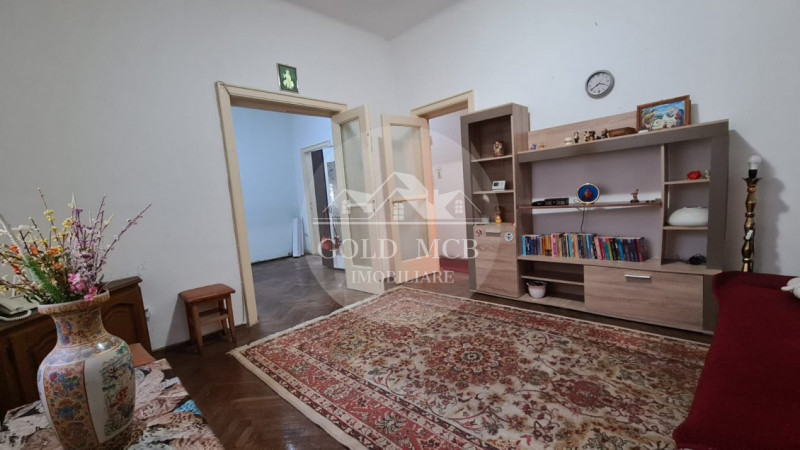 Vila Sincai metrou-pentru 2 familii