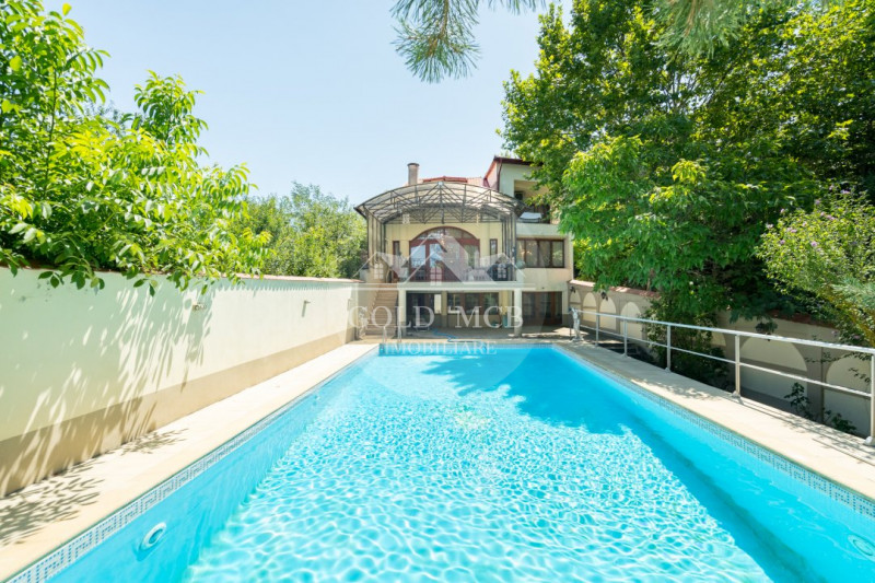 Vila cu piscina pe malul lacului-Ciofliceni-Snagov 