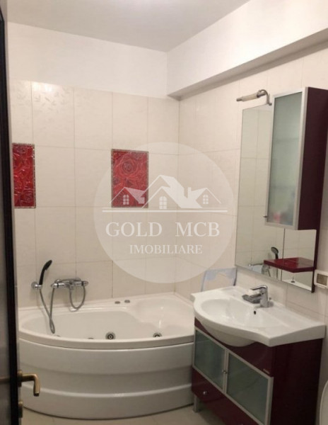 Apartament in bloc butique cu parcare si curte privata,  metrou Gorjului.