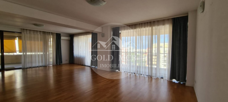 4 CAMERE CENTRAL PARK-METROU STEFAN CEL MARE