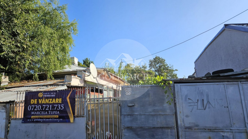 Teren cu casa demolabila  Cartier Andronache