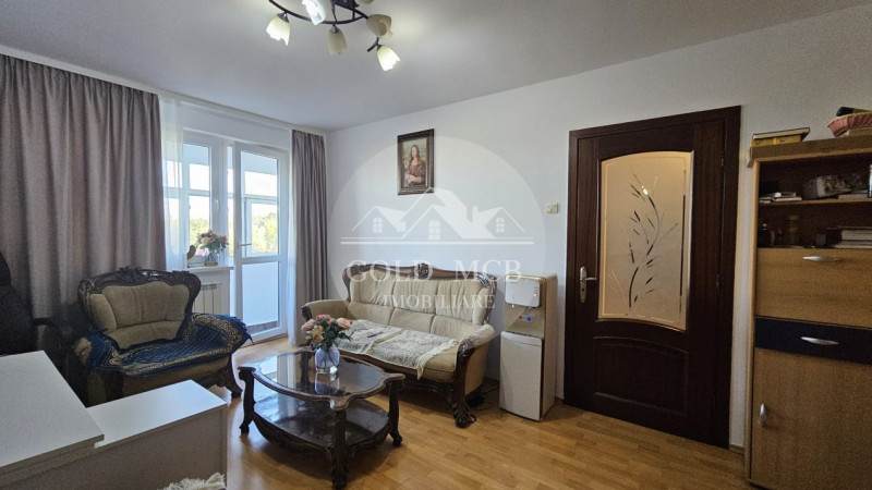 3 camere Basarabia -Stadionul National