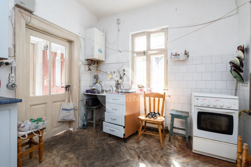 Armeneasca-casa singur curte