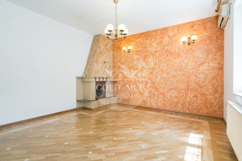 Vila 1 Mai- Chibrit-pentru doua familii