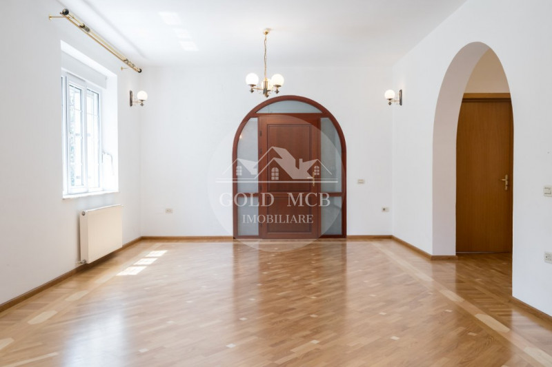 Vila 1 Mai- Chibrit-pentru doua familii