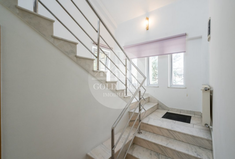 Vila 1 Mai- Chibrit-pentru doua familii