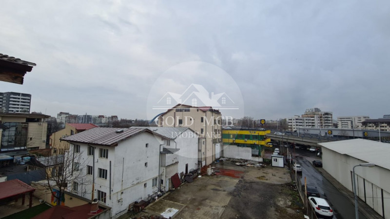  MIHAI BRAVU -IMOBIL  CU 3 APARTAMENTE