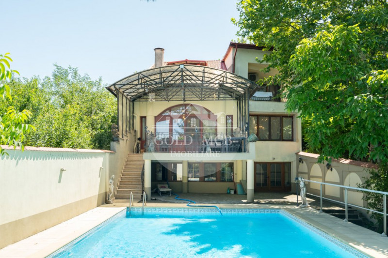 Vila cu piscina pe malul lacului-Snagov -Ciofliceni