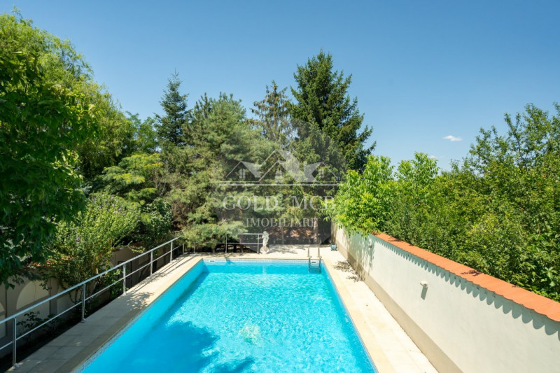 Vila cu piscina pe malul lacului-Snagov -Ciofliceni