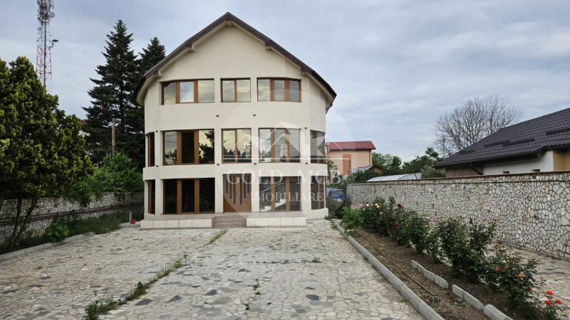 Vila  Buftea P+1+M  