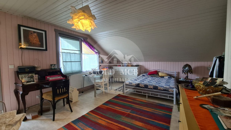 Vila Oras Crevedia situata stradal -dormitor pe parter