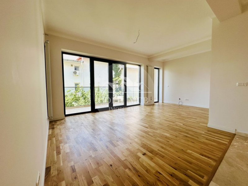 Apartament 3 camere - Birouri - Lacul Tei 