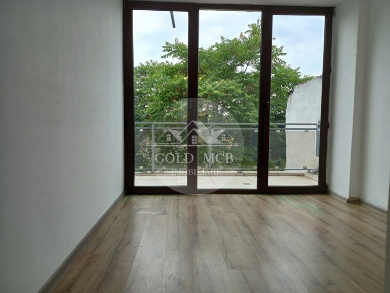 Duplex 5 camere - bloc nou - Titulescu