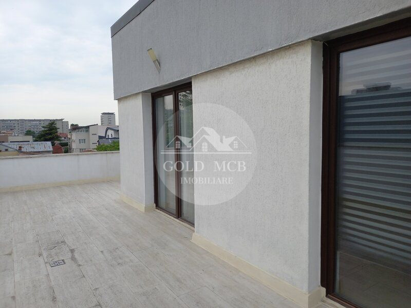 Duplex 5 camere - bloc nou - Titulescu