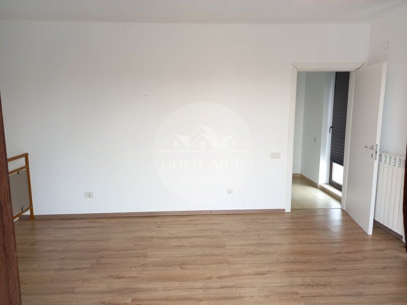 Duplex 5 camere - bloc nou - Titulescu