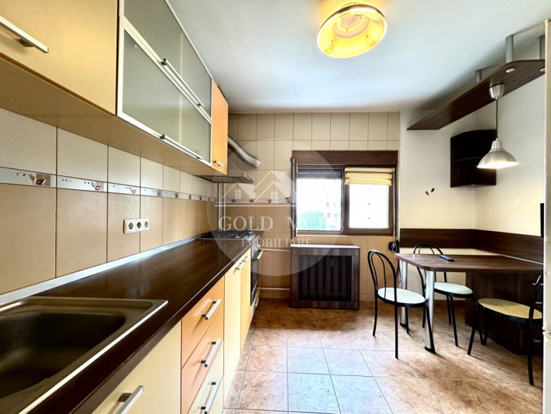 Apartament 3 camere - Eroii Revoluției 