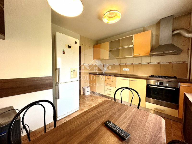 Apartament 3 camere - Eroii Revoluției 