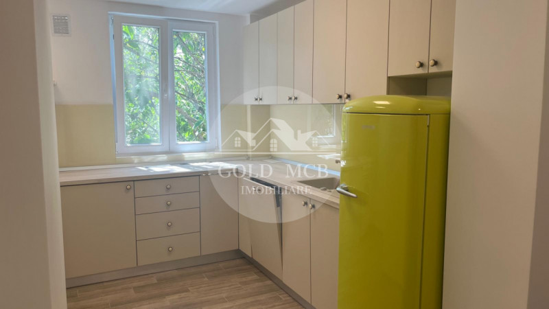 4 camere Rahova -Teius