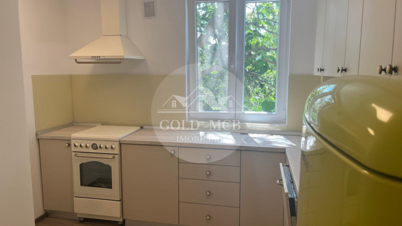 4 camere Rahova -Teius