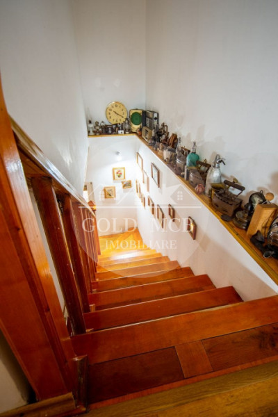 VILA parter si etaj- PIPERA