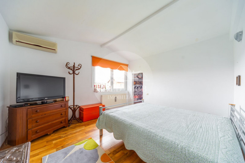 VILA parter si etaj- PIPERA