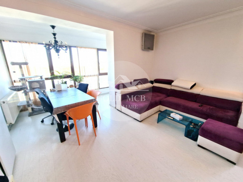 3 CAMERE DAMAROAIA- PETROM CITY