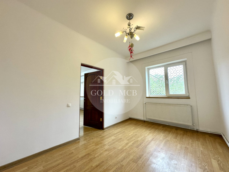 Apartament 3 camere - curte - Metrou Costin Georgian