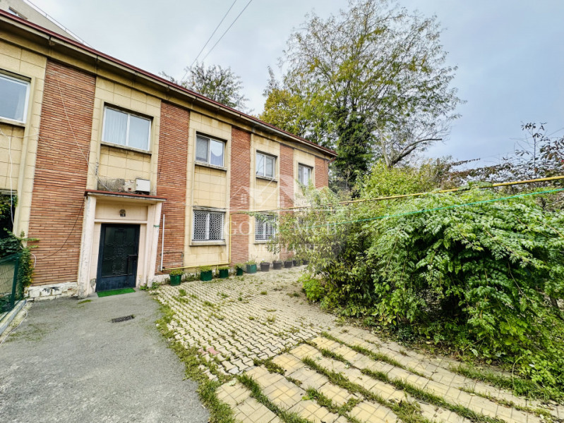 Apartament 3 camere - curte - Metrou Costin Georgian