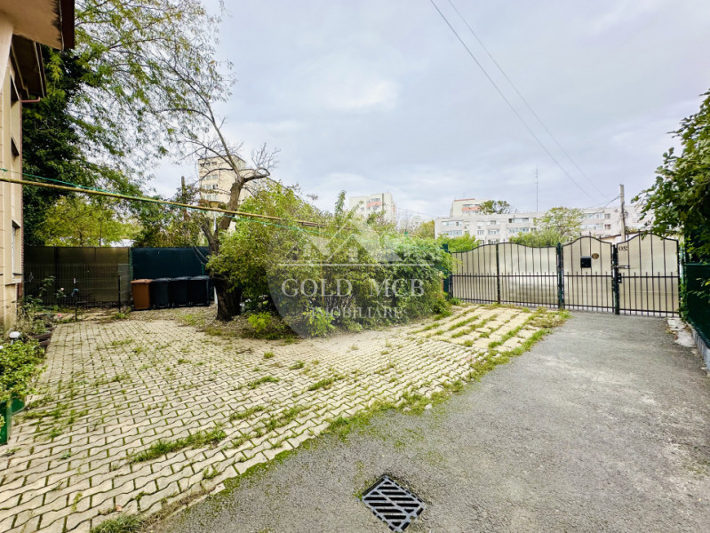 Apartament 3 camere - curte - Metrou Costin Georgian