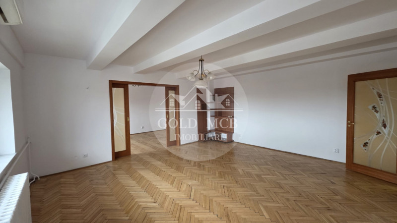 4 camere Matei Voievod -Foisorul de Foc