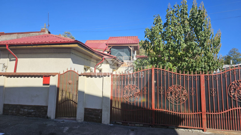 Casa curte- Metrou Pieptanari