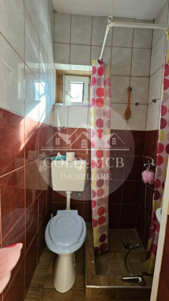 Casa curte- Metrou Pieptanari