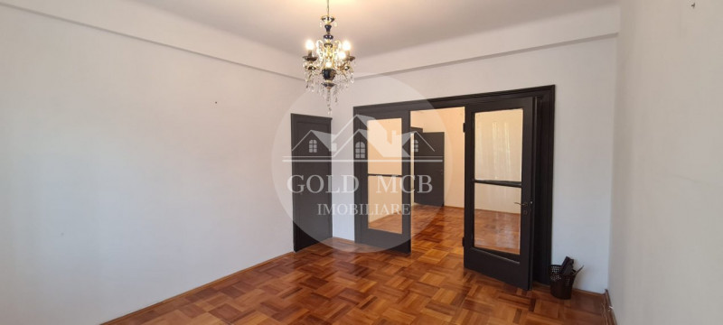 4 camere - Armeneasca - locuinta/birouri