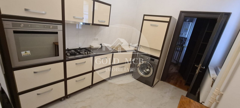 4 camere - Armeneasca - locuinta/birouri