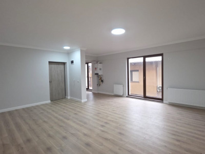 3 Camere Damaroaia bl nou